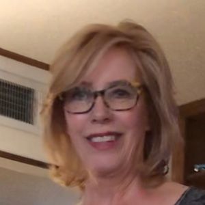 Meet your Posher, Cindy